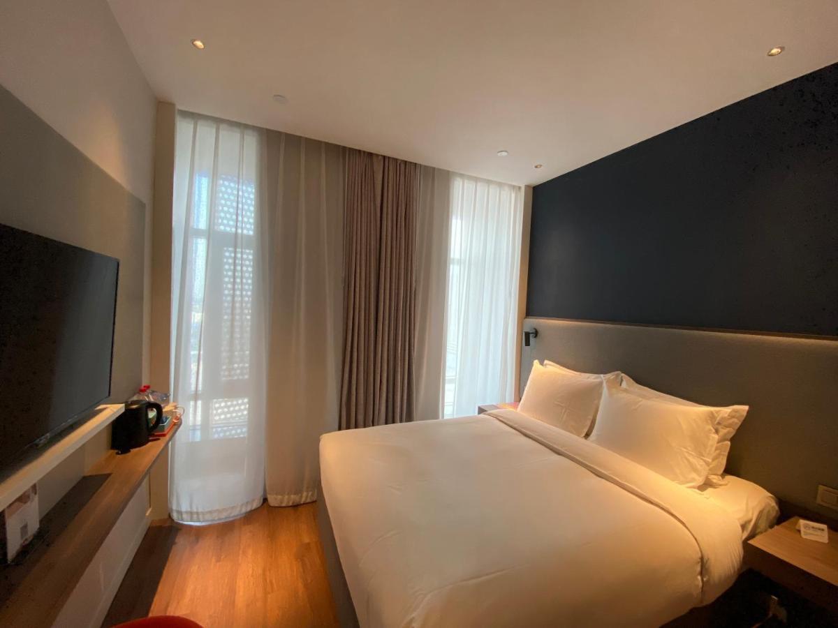 Holiday Inn Express Shanghai Tangzhen By Ihg - 20 Mins To Disney Land Экстерьер фото