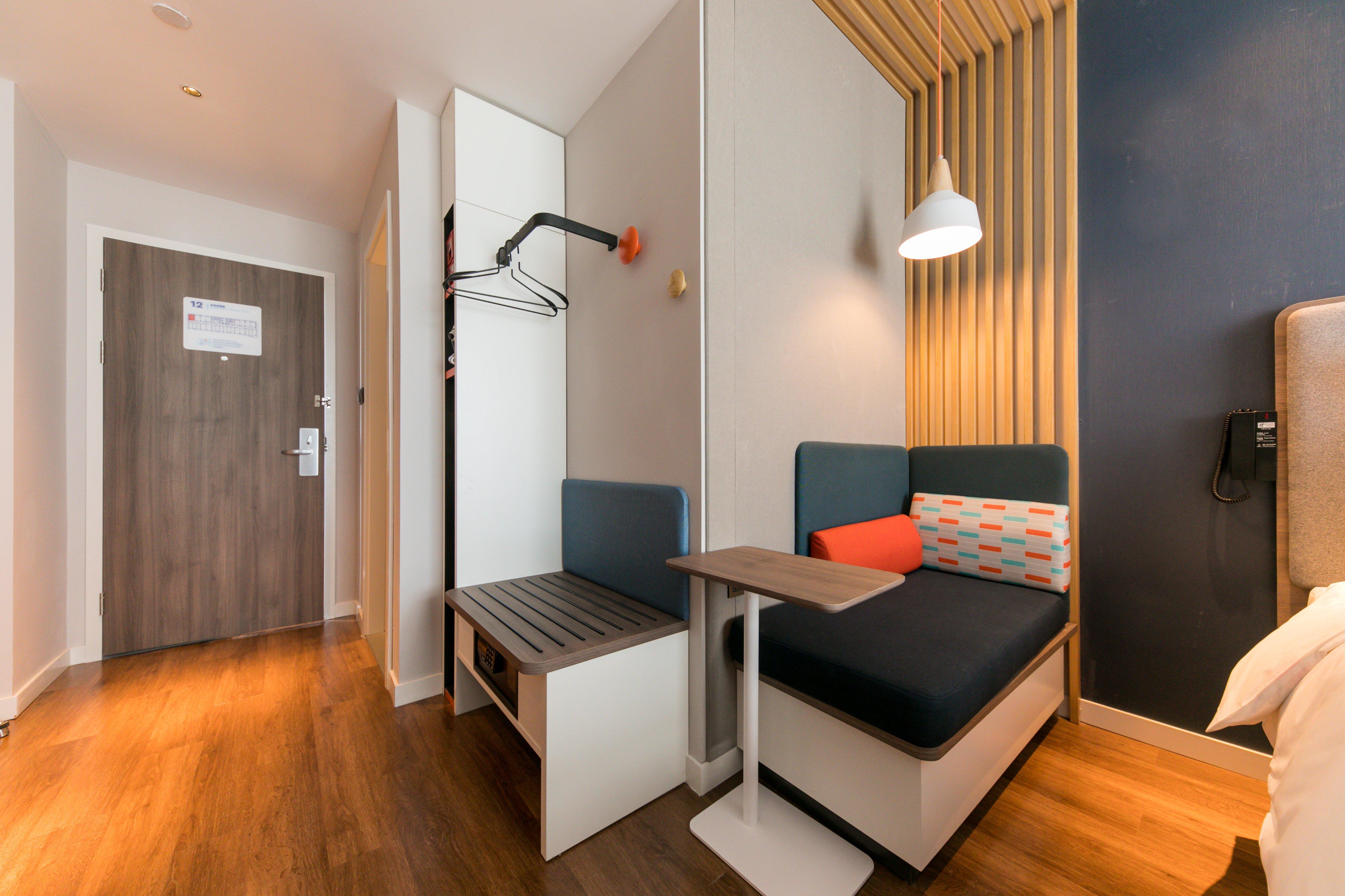 Holiday Inn Express Shanghai Tangzhen By Ihg - 20 Mins To Disney Land Экстерьер фото