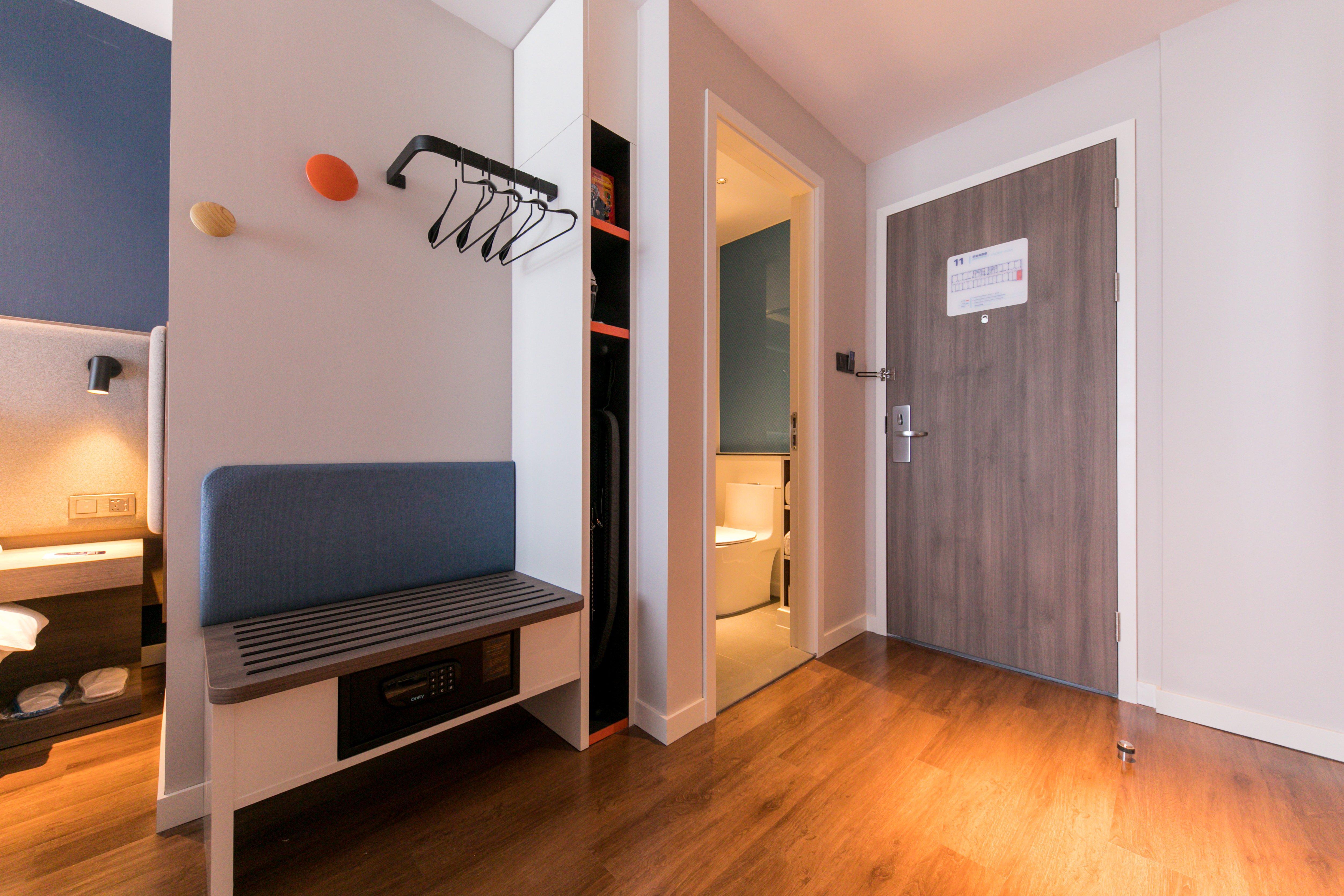Holiday Inn Express Shanghai Tangzhen By Ihg - 20 Mins To Disney Land Экстерьер фото